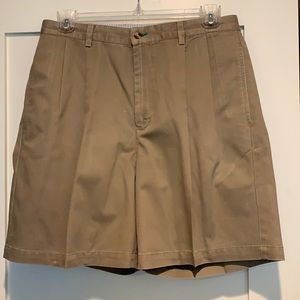 Tommy Hilfiger khaki shorts